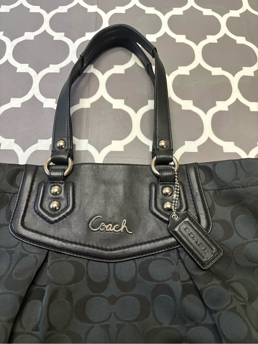 Coach Ashley Signature Canvas and Leather Tote Bag Satchel Purse - Picture 3 of 9